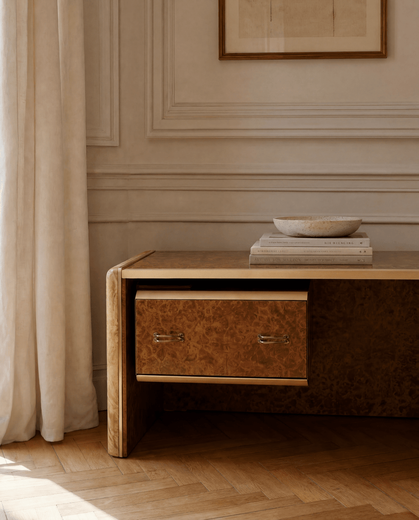 Bahut en loupe d'orme et laiton - Circa 1960 - Maison Collectible - Console
