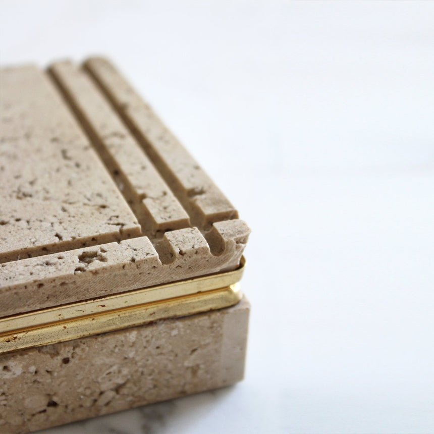 Boite en travertin et laiton - Cerri Nestore, 1970 - Maison Collectible - Objets de décoration