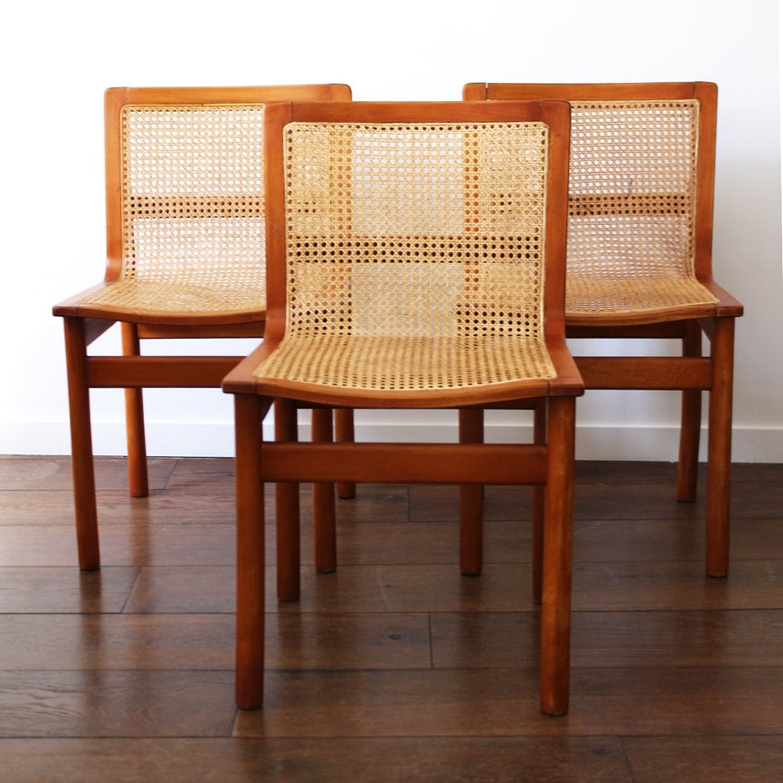 Chaise en cannage vintage - Circa 1960 - Maison Collectible -