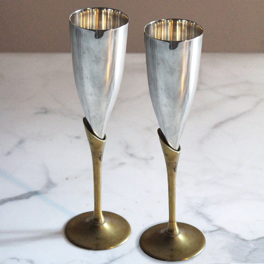 Flûte à champagne en métal argenté et laiton, art déco - Maison Collectible - Art de la table