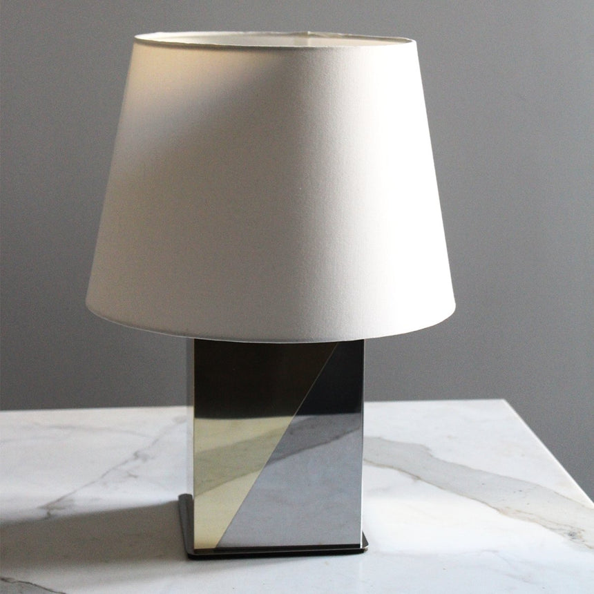 Lampe à poser en chrome et laiton - Circa 1970 - Maison Collectible - Lampe à poser