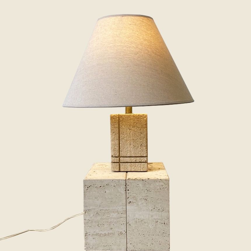 Lampe à poser en pierre naturelle - Italie, circa 1970 - Maison Collectible - Lampe à poser