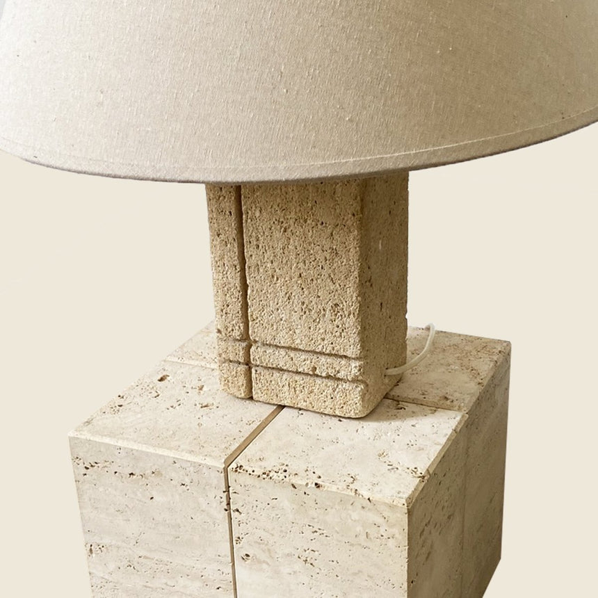 Lampe à poser en pierre naturelle - Italie, circa 1970 - Maison Collectible - Lampe à poser