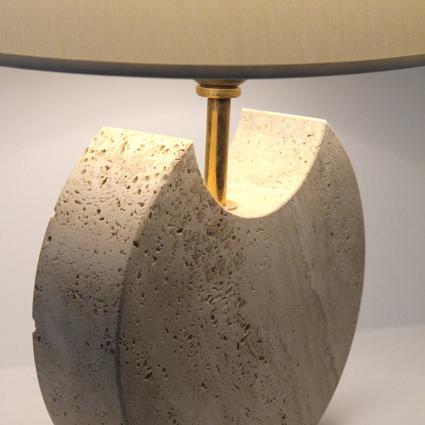 Lampe à poser en travertin - Circa 1970 - Maison Collectible - Lampe à poser