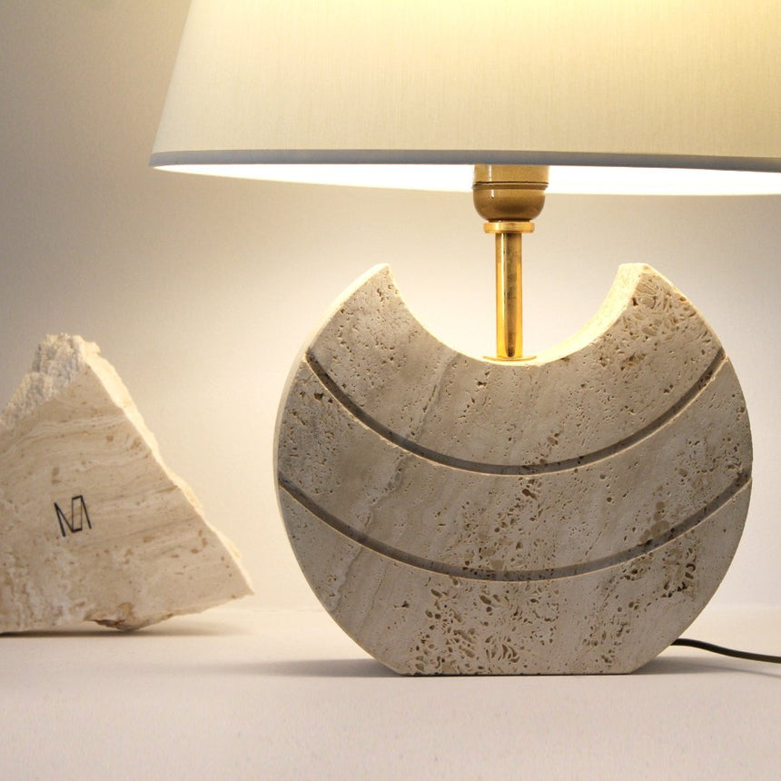 Lampe à poser en travertin - Circa 1970 - Maison Collectible - Lampe à poser