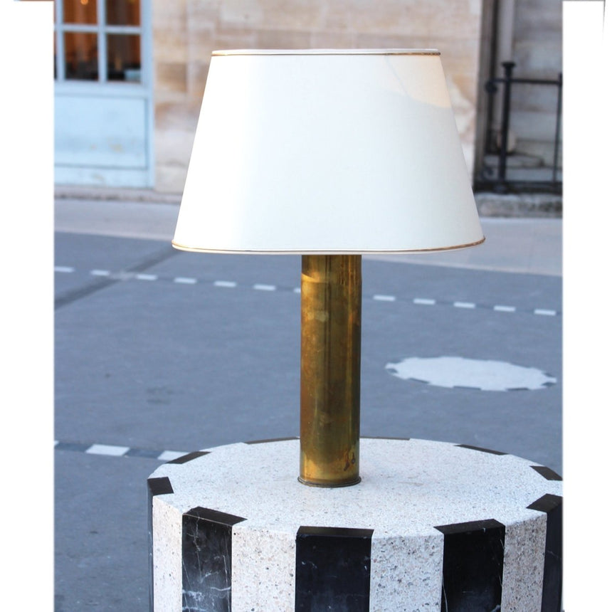 Lampe à poser obus en laiton - Circa 1970 - Maison Collectible - Lampe à poser