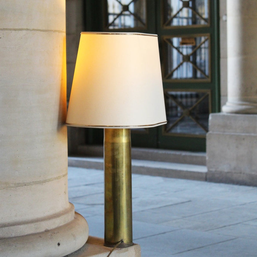 Lampe à poser obus en laiton - Circa 1970 - Maison Collectible - Lampe à poser