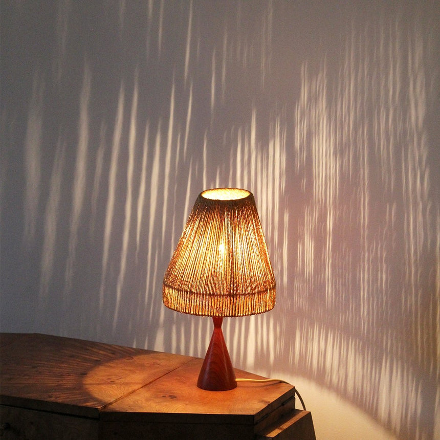 Lampe Danoise en teck et corde - Circa 1960 - Maison Collectible - Lampe à poser