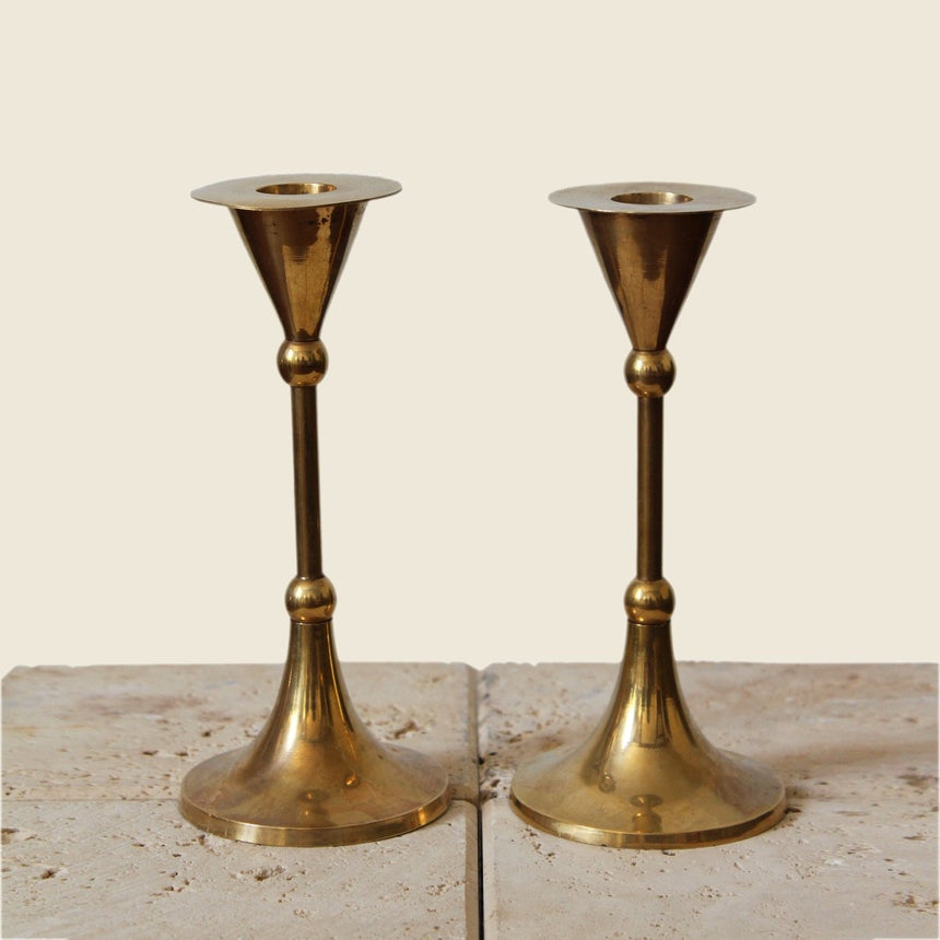 Paire de bougeoirs géométriques en laiton - Maison Collectible - Bougeoir