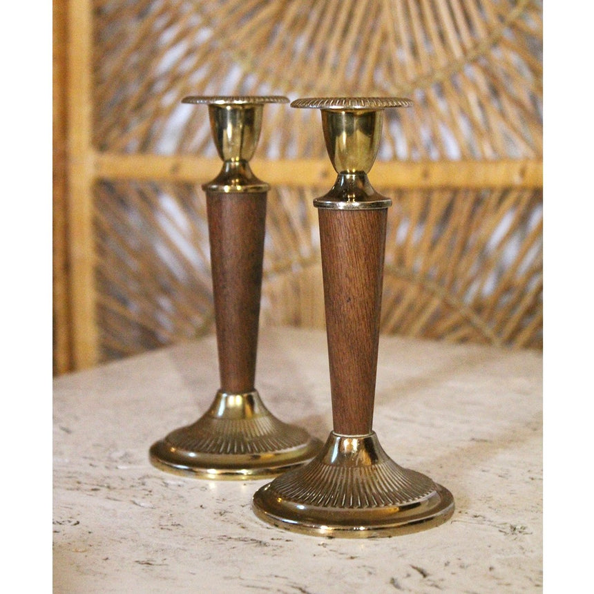 Paire de bougeoirs scandinaves en teck et laiton - Circa 1960 - Maison Collectible - Bougeoir